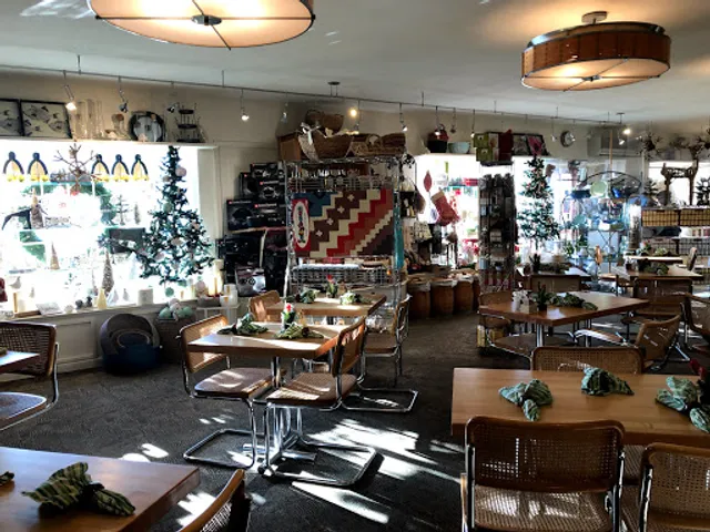 The Pantry - Restaurant & Bakery