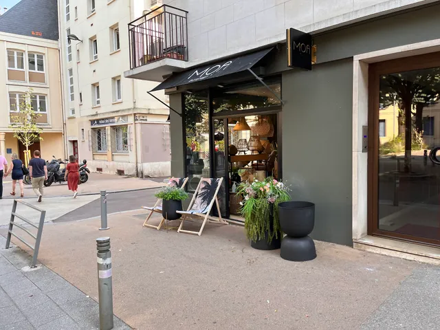 Boutique MOA Intérieur
