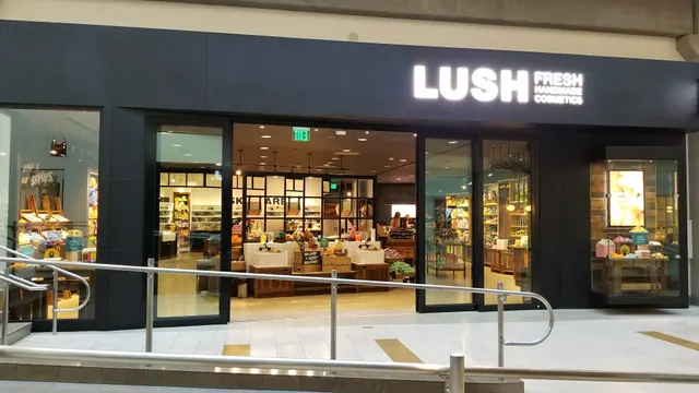 Lush Cosmetics Bellevue