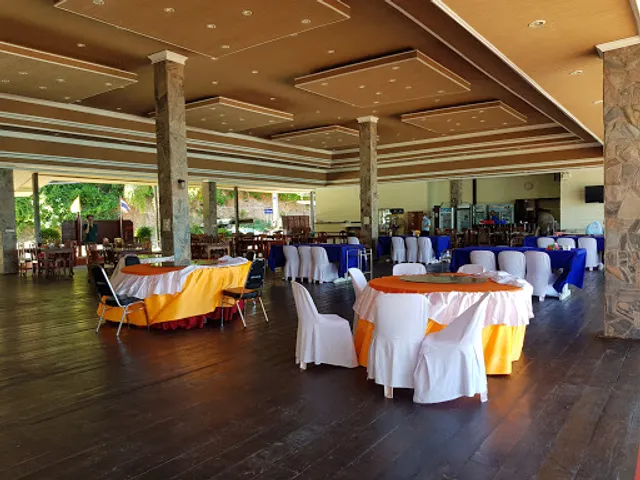 Ruen Sak Pradu Clubhouse