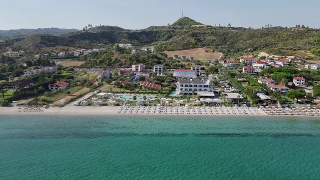 Blue Carpet Luxury Suites