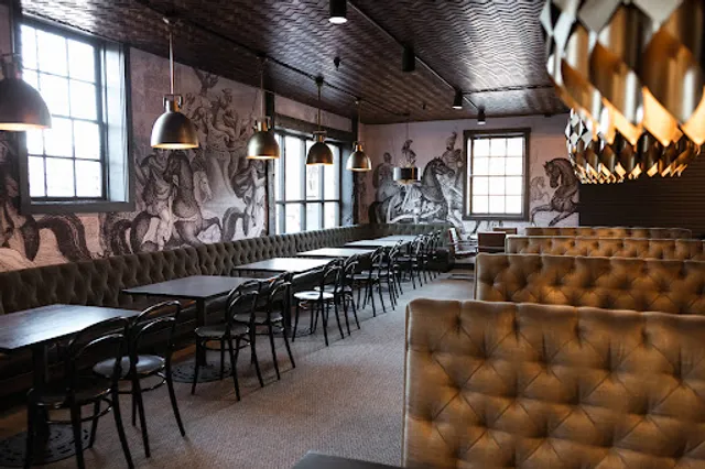 Fratelli Italian Kitchen and Wine Bar