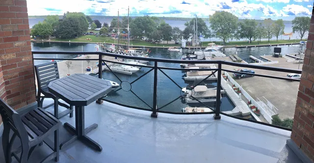 Tall Ships Landing Coastal Resort