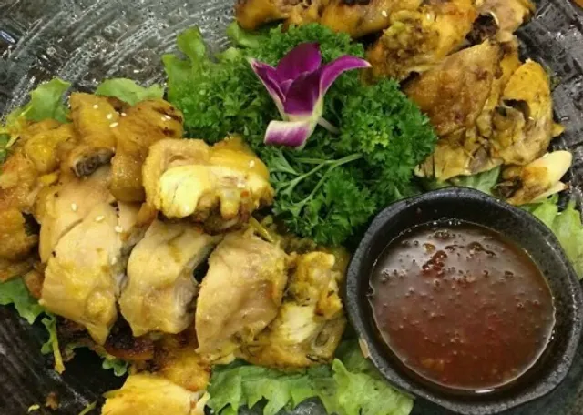 塔顶泰国时尚餐厅