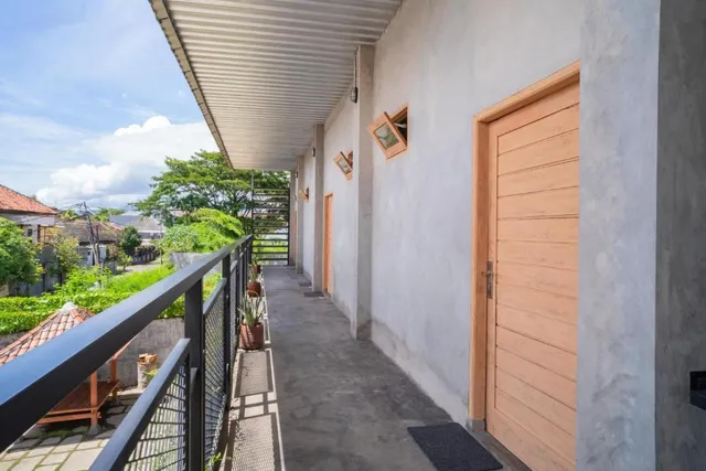 RedDoorz Syariah near Lombok Epicentrum Mall