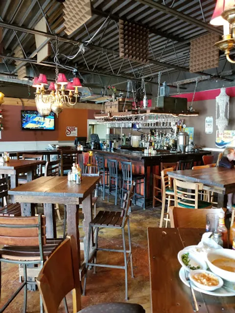 Santi’s Mount Pleasant