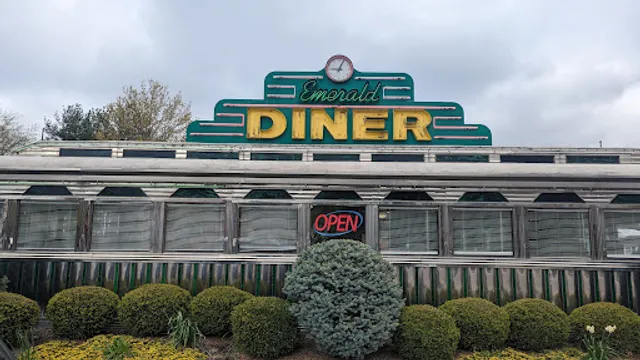 Rhonda's Emerald Diner