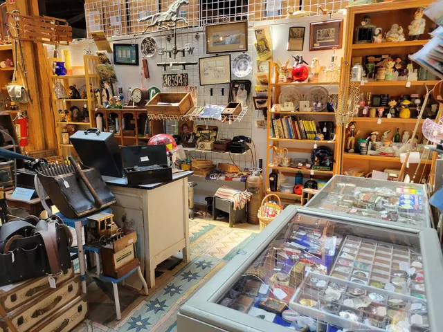 Antiques Market On High