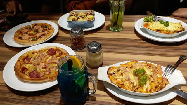 Vivo Pizza Aeon Mall Bukit Indah