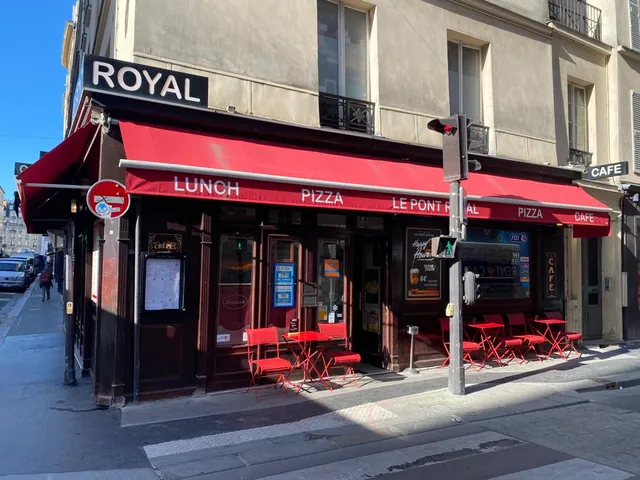 Le Pont Royal Cafe