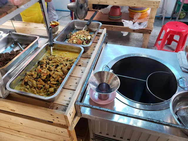 Jay Tiansin Silom (vegetarian restaurant)