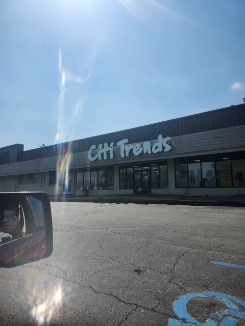 River View Plaza Shopping Center