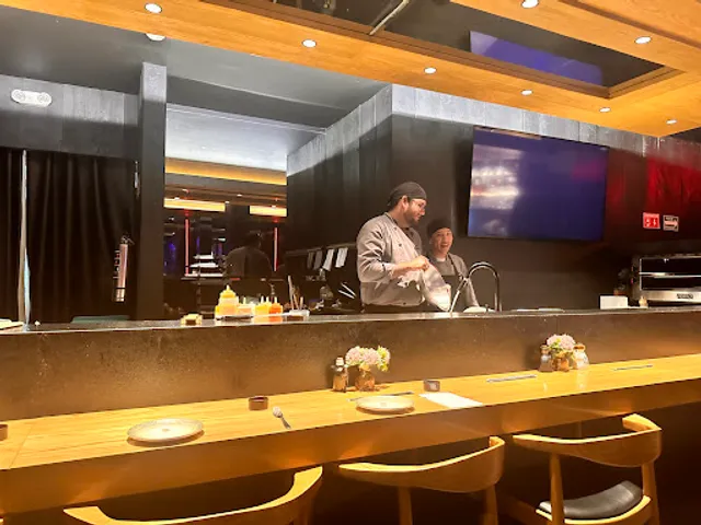 Saisho Teppan & Sushi