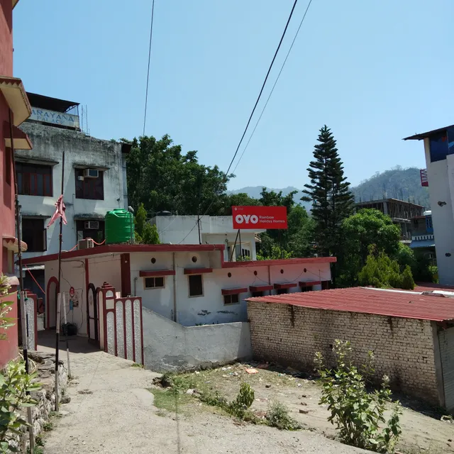 OYO 24208 Rainbow Holiday Homes