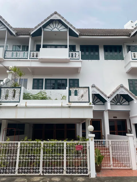 Ban Thai Villas