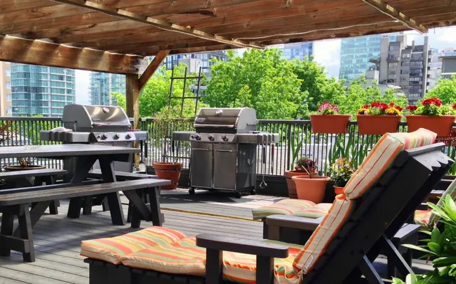 Times Square Suites Hotel Vancouver