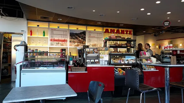 Amante Coffee (Uptown Broadway)
