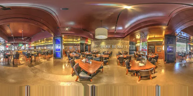 Bar Louie - Sugarland