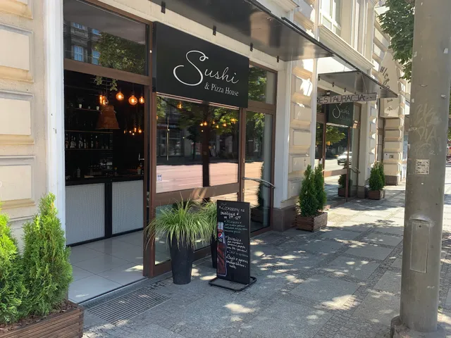 Sienna 9 - SUSHI & PIZZA house