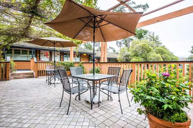 Clarion Collection Carmel Oaks Inn