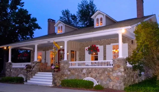 Canandaigua Cobblestone Cottage Bed and Breakfast has permanently closed as the property has sold.