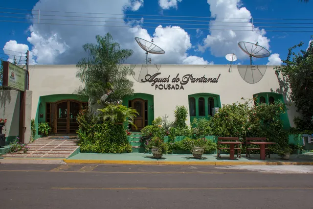 Pantanal Inn Inn waters