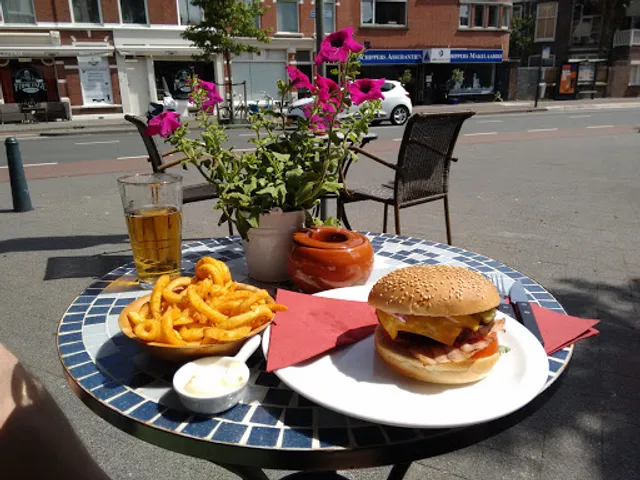 Sports Café Not Out