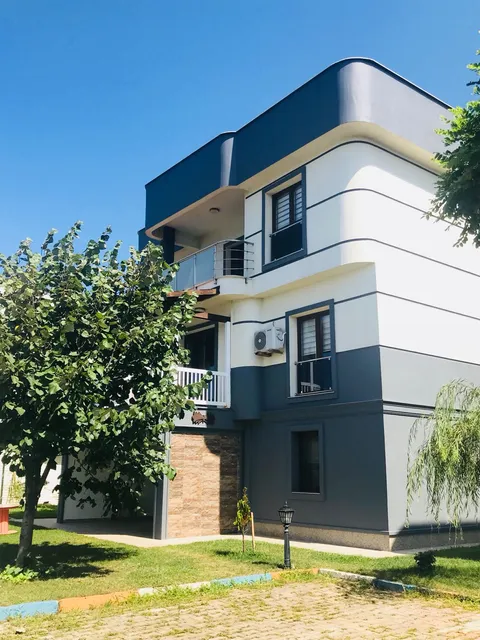 Seyran Seaside Apartments