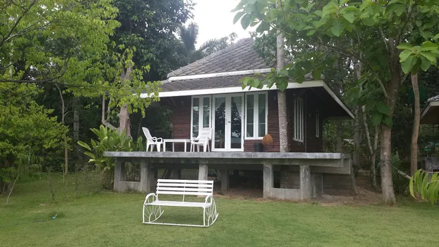 บ้านจันทน์กะพ้อ, เพชรบุรี ประเทศไทย