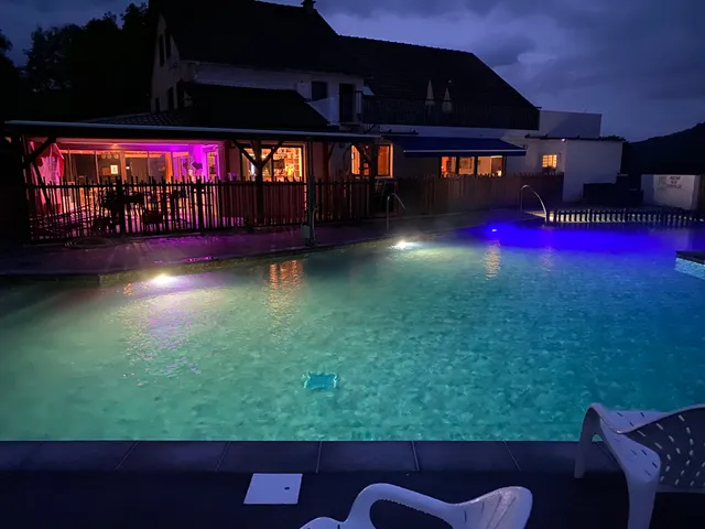 Camping Cantal: La Pommeraie