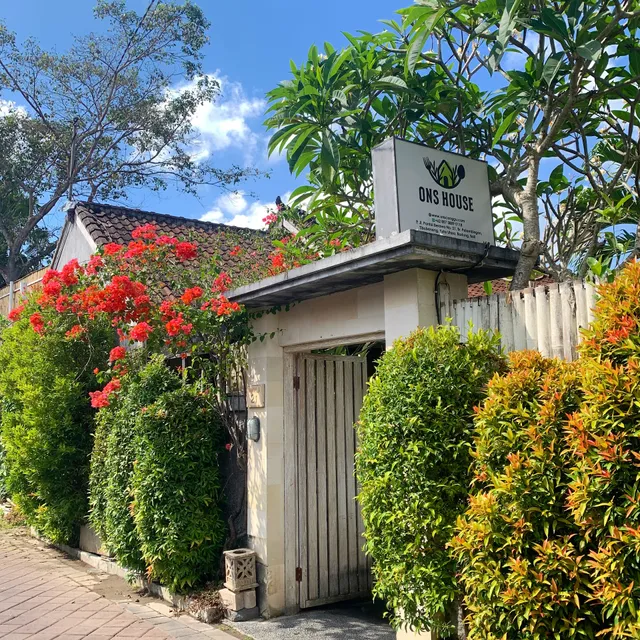 ONS HOUSE