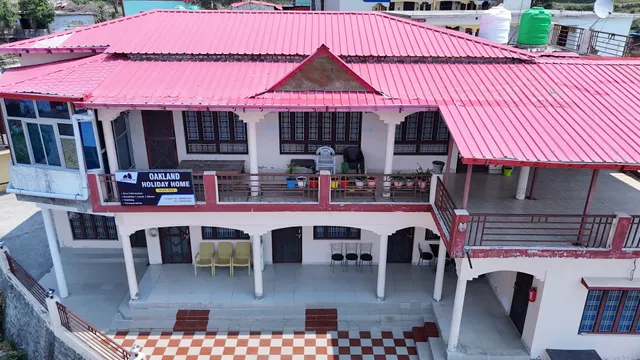 Oakland Holiday Home