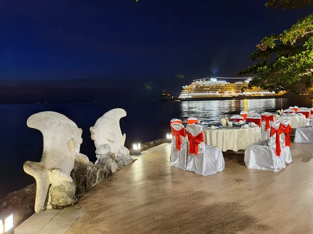 New Beach Restaurant