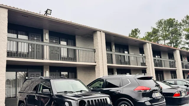 Super 8 by Wyndham Savannah