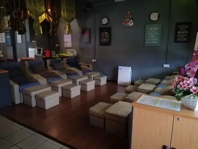 1Healthy Reflexology Centre. 1健康保健中心