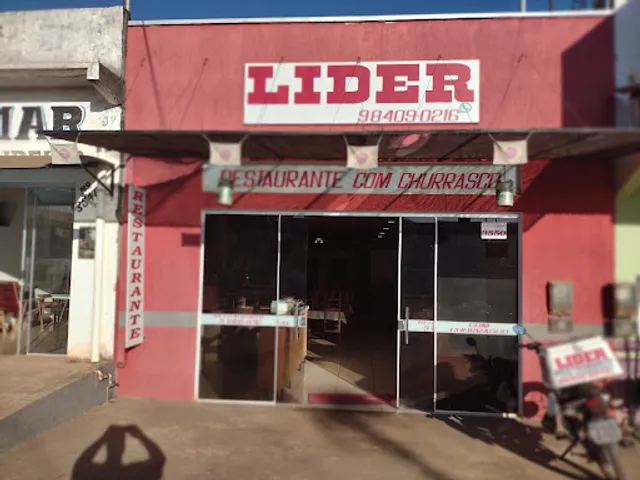 Líder Restaurante com churrasco