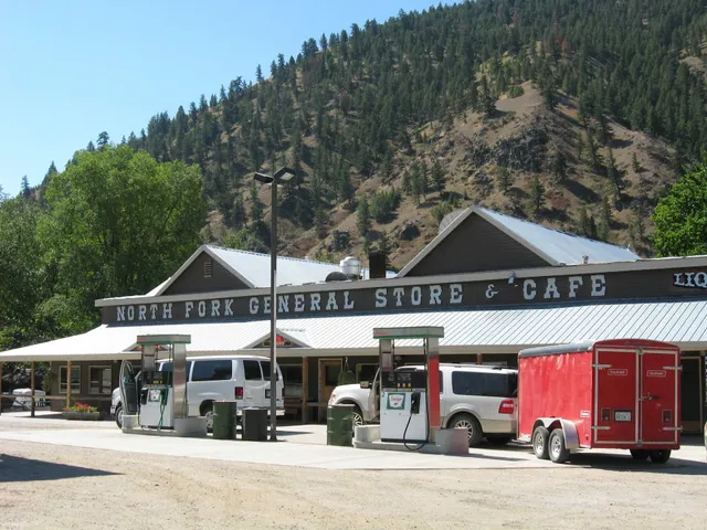 North Fork Lodge & RV