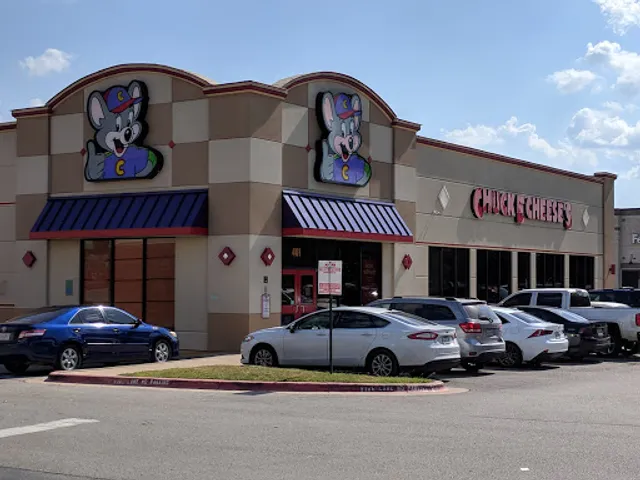 Chuck E. Cheese
