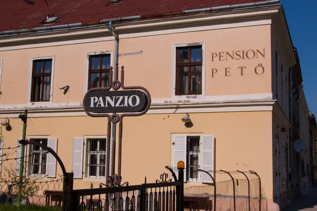 Pető Panzió Győr