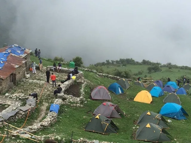 Camping in Bir Billing