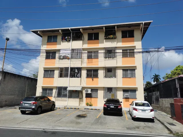 Ph Plaza Santa Elena