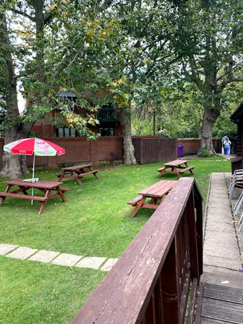 Jenners Riverside Cafe