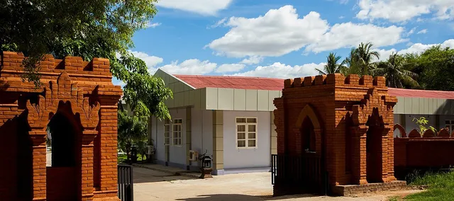 The Floral Breeze Wunzin Hotel