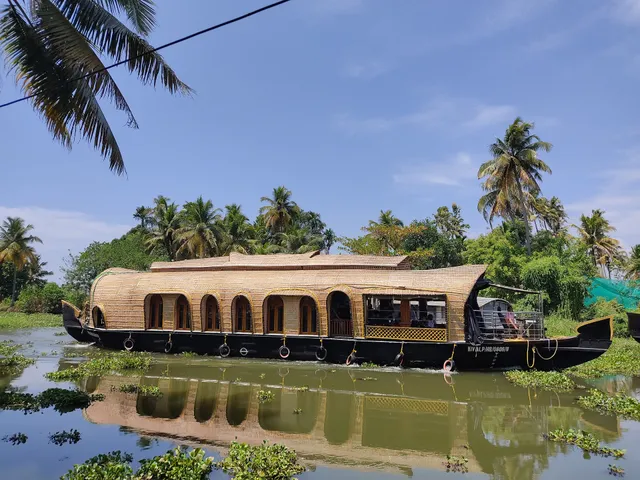 Puthooram Heritage Home