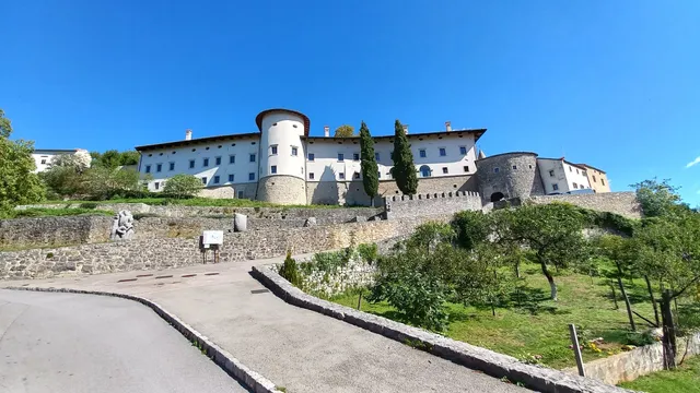 Štanjel Castle