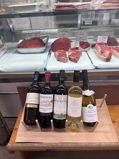 Avery's General Store,Takeout Restaurant and Bubble Tea Bar liquor store