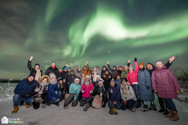 Tury V Murmanske Na Severnoye Siyaniye