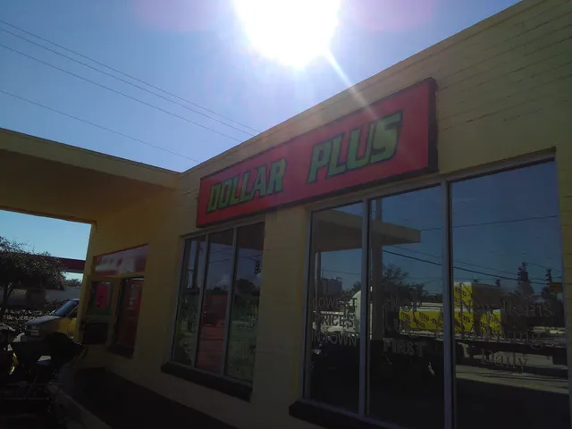 Dollar Plus Holly Hill, Fl