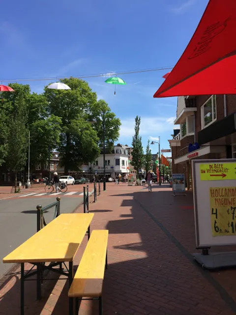 Paul's Snacks & Broodjes