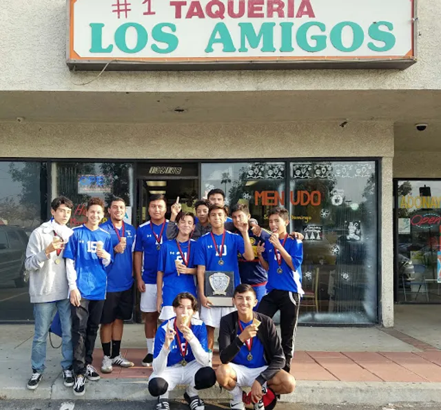 Taqueria Los Tres Amigos Inc.